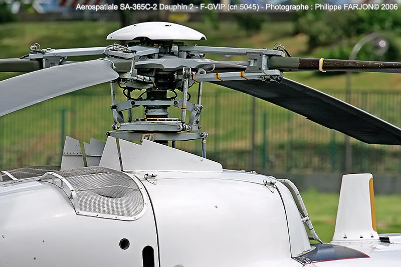 SA-365-C2_F-GVIP_02.jpg