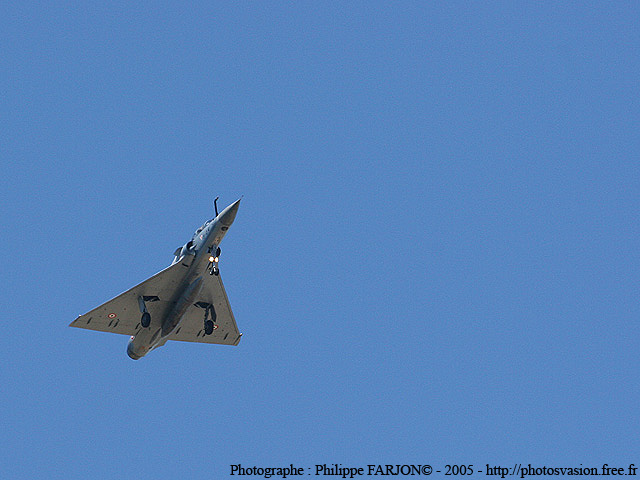Mirage2000_03.jpg