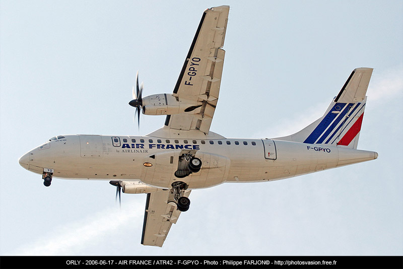 Air_France_ATR42_F-GPYO_1.jpg