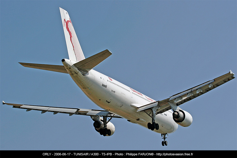TunisAir_A300_TS-IPB_2.jpg