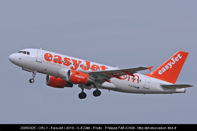 EasyJet_A319_G-EZAM.jpg