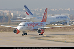 Easy_Jet_A319_G-EZIL_3.jpg