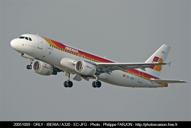 Iberia_A320_EC-JFG.jpg