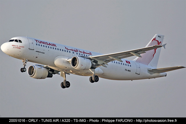 Tunis_Air_A320_TS-IMG.jpg