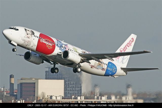 Air_Europa_B737_EC-IXE_1.jpg