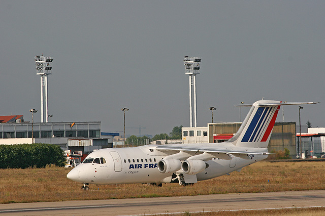 Air_France_Bae146_EI-CNB.jpg